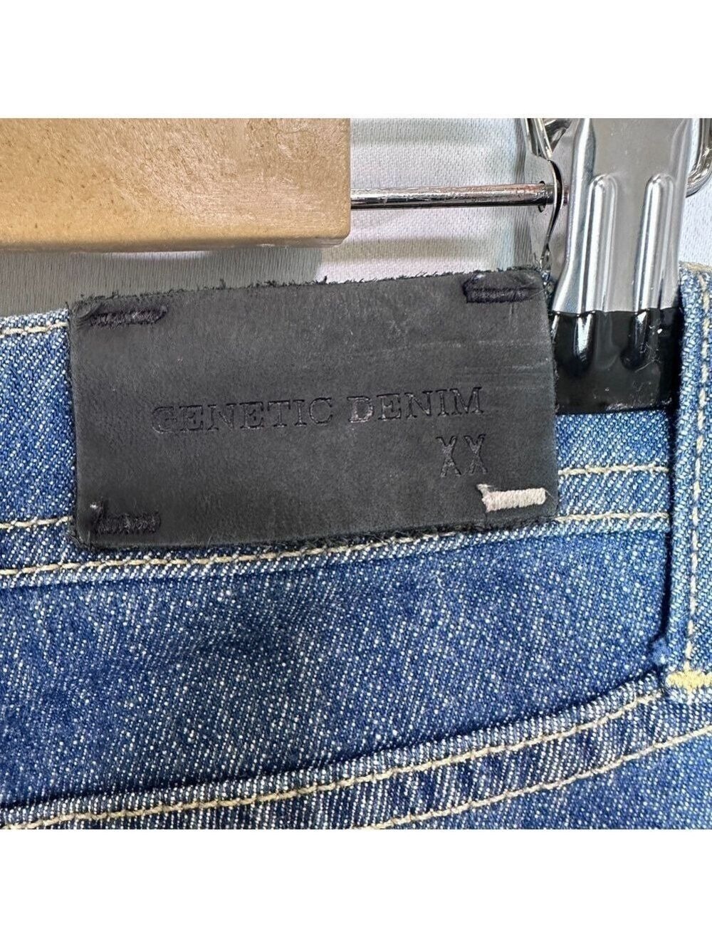 Genetic Denim “The Shane” Cigarette Jeans in Saddle Wash - Size 28 - Picture 4 of 16